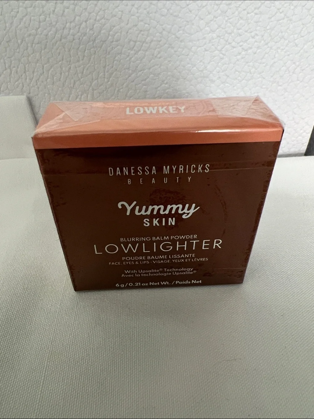 Danessa Myricks Beauty Yummy Skin Lowlighter Blurring Balm Powder in Lowkey